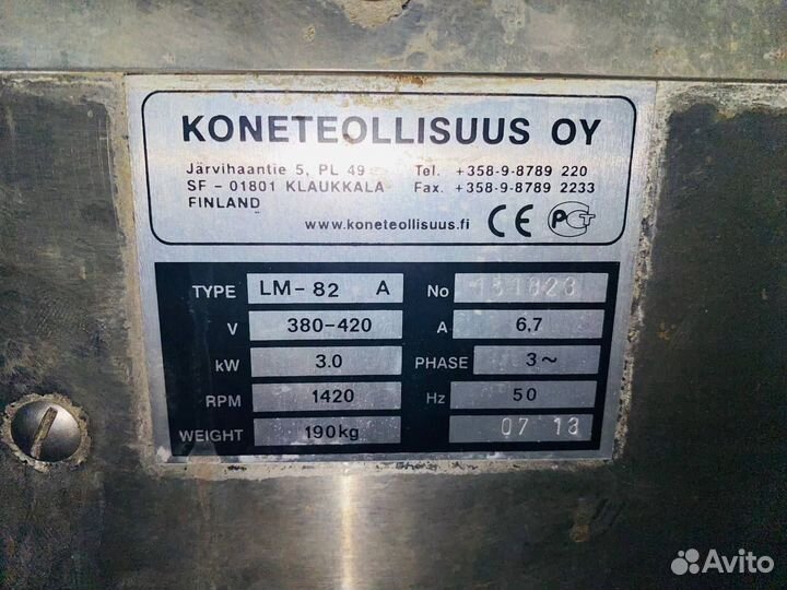 Продаeтcя Мясорубка Koneteollisuus Oy (KT) LM-82/A