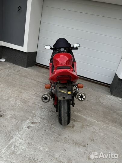 Honda CBR 1100 XX