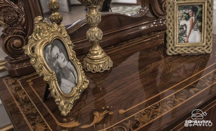 Спальный гарнитур «Патрисия» орех оригинал