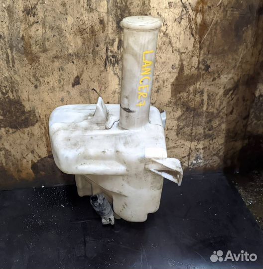 Бачок омывателя Mitsubishi Lancer 7 (бачки)