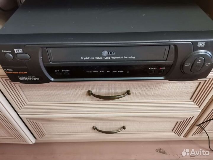 Видео магнитофон LG