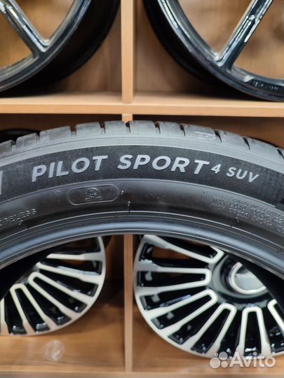 Michelin Pilot Sport 4 SUV 265/45 R21 108W