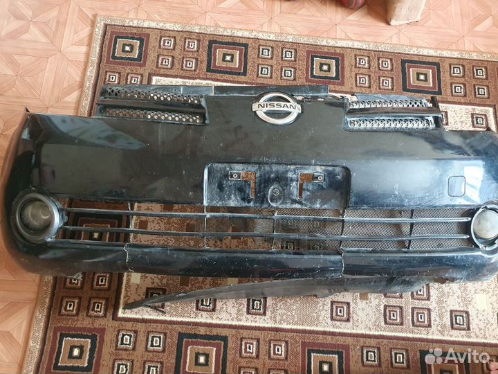 Бампер передний на Nissan Note 1 поколение