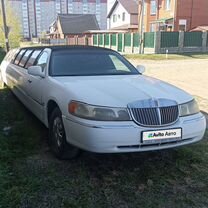 Lincoln Town Car 4.6 AT, 2000, 300 000 км, с пробегом, цена 300 000 руб.