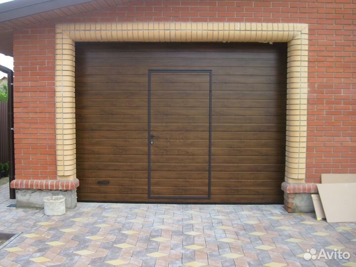 Ворота подъемные в гараж