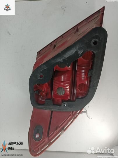 Фонарь задний правый Mercedes-Benz C-Класс