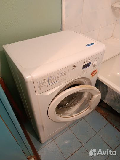 Стиральная машина б/у Индезит wise10