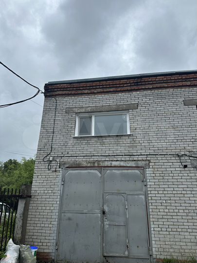 Гараж, > 30 м²