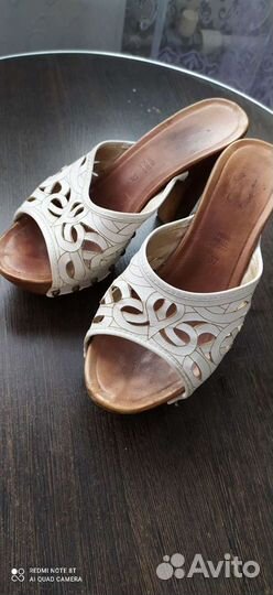 Шлепанцы женские 36 размер