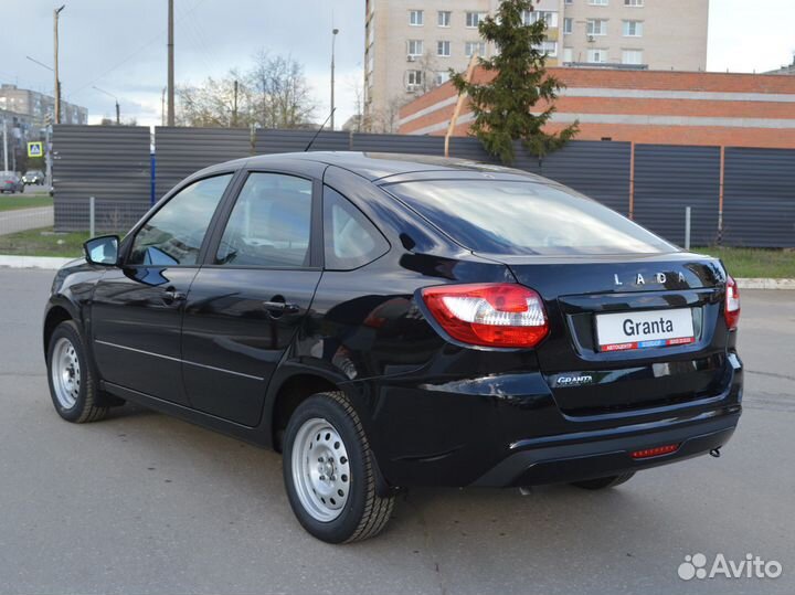 LADA Granta 1.6 МТ, 2024