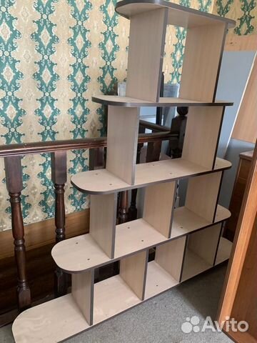 Продам полочку для цветов