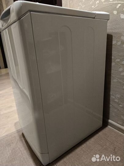 Стиральная машина с вертикальной загрузкой