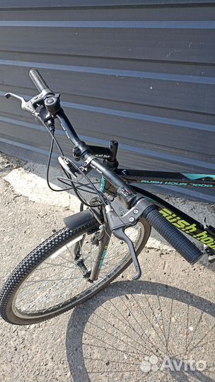 Велосипед надежный (рама 18, колеса 27.5)