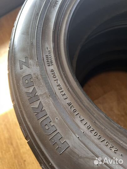 Nokian Tyres Hakka Z 225/60 R17