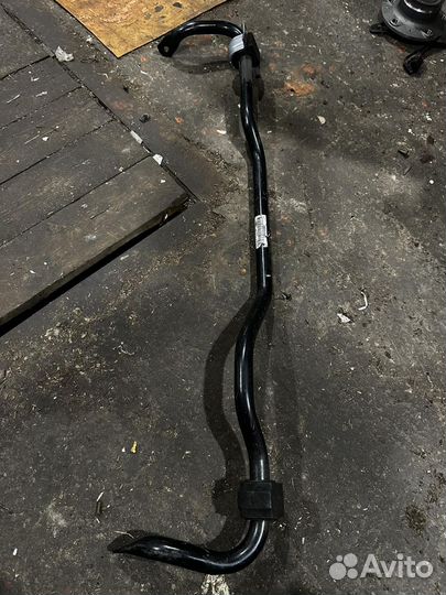 Стабилизатор передний Skoda