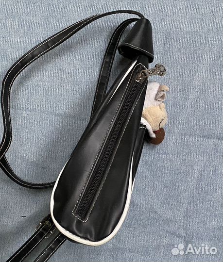 Сумка с игрушечной коровой