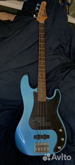 Бас гитара samick