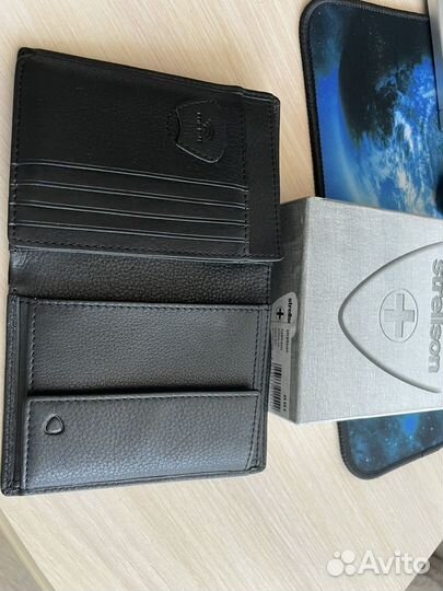 Бумажник мужской кожаный