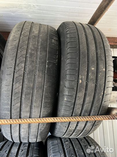 Michelin Primacy 4 215/60 R16