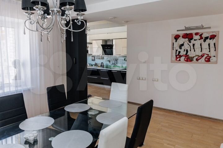 4-к. квартира, 160 м², 16/16 эт.