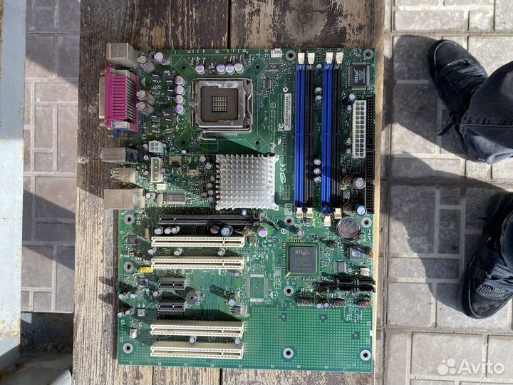 Материнская плата lga775