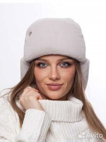 Шапка женская из экомеха новая
