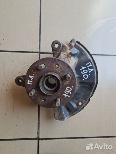 Поворотный кулак передний задний Kia Spectra