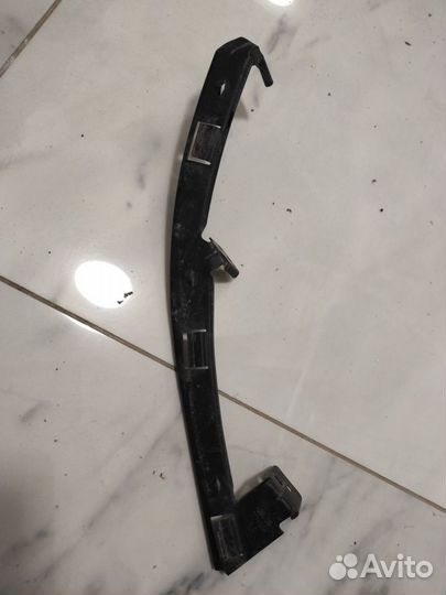 Кронштейн фары передний правый Kia Cerato 2