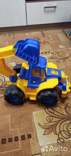 Детский трактор