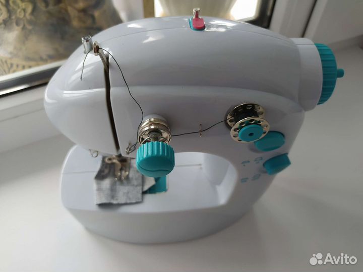 Швейная машина