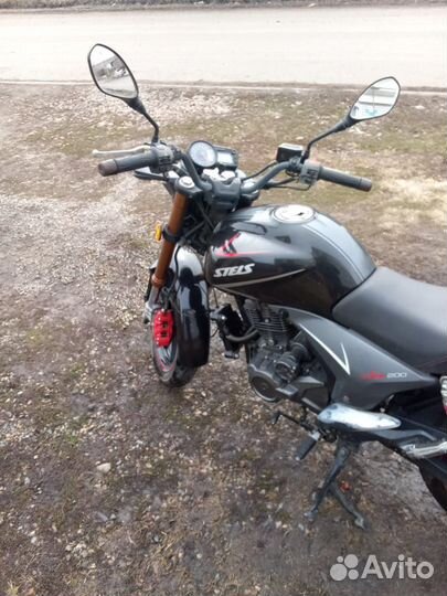 Stels flame 200