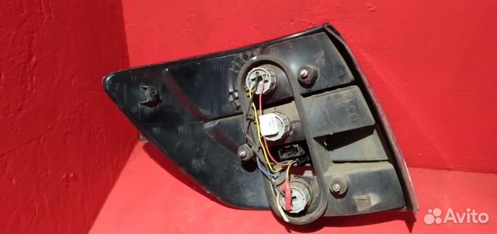 Гранта седан фонарь задний правый ваз 2190