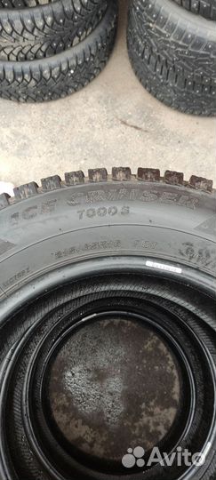 Bridgestone Ice Cruiser 7000S 215/65 R16