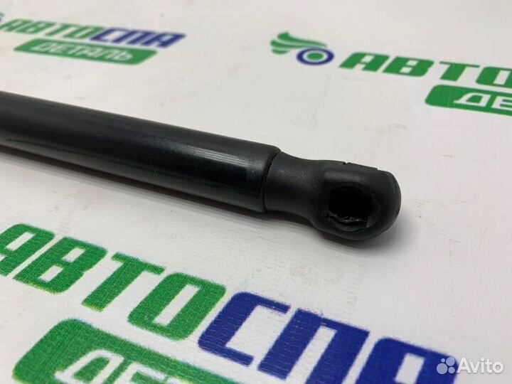 Амортизатор крышки багажника правый Citroen C4