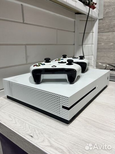 Xbox one S 1tb