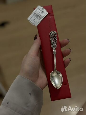 Серебряная чайная ложка