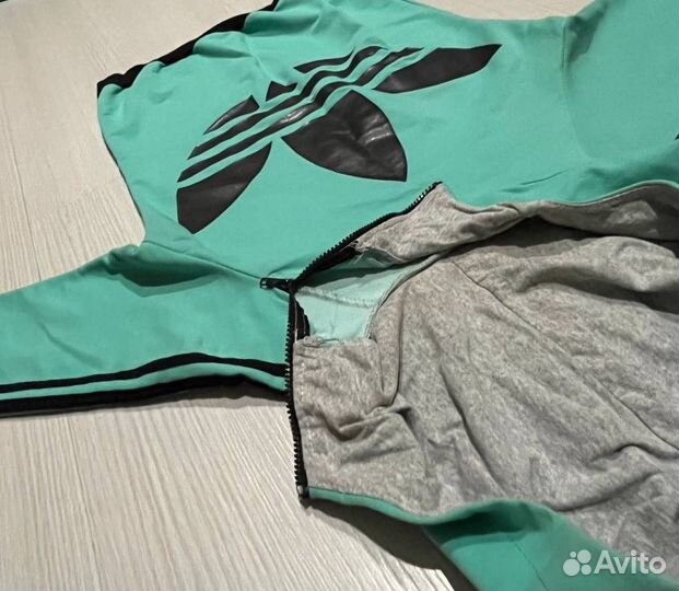 Спортивный костюм adidas женский