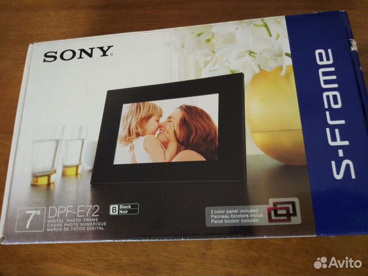 Цифровая фоторамка Sony DPF-E72