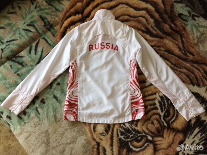 Спортивный костюм