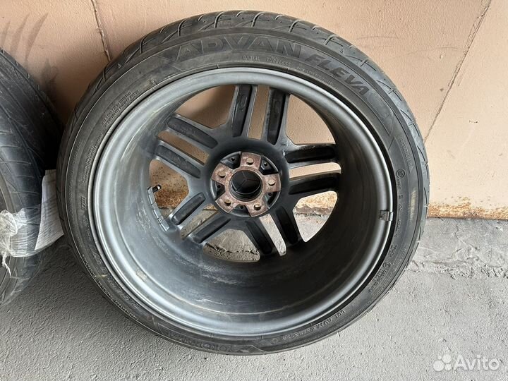 R18 Yokohama Advan Fleva V701 245/40, PCD 5x114.3 DIA 14