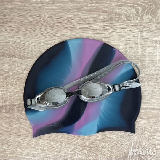 Шапочка и очки для плавания для мальчика