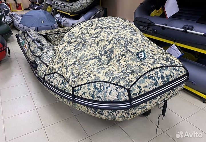 Надувная лодка gladiator E350 (X-motors edition)