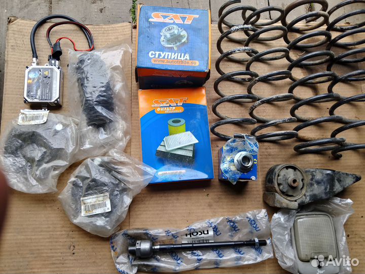 Продам запчасти на mazda demio(1 поколение)