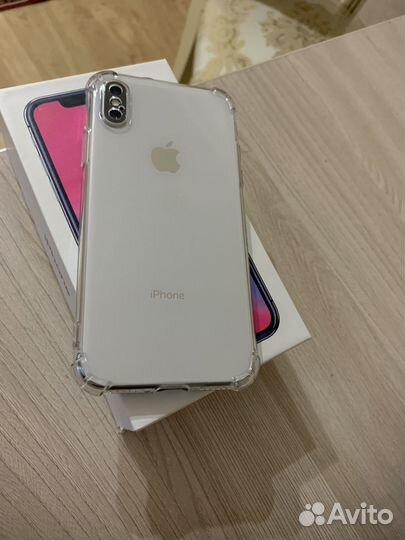 iPhone X, 64 ГБ