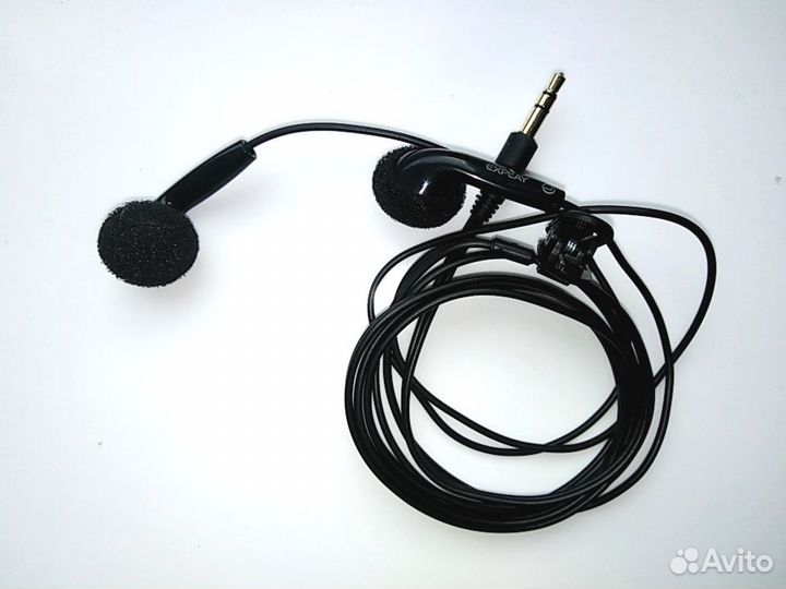 Наушники-вкладыши для мобильных устройств