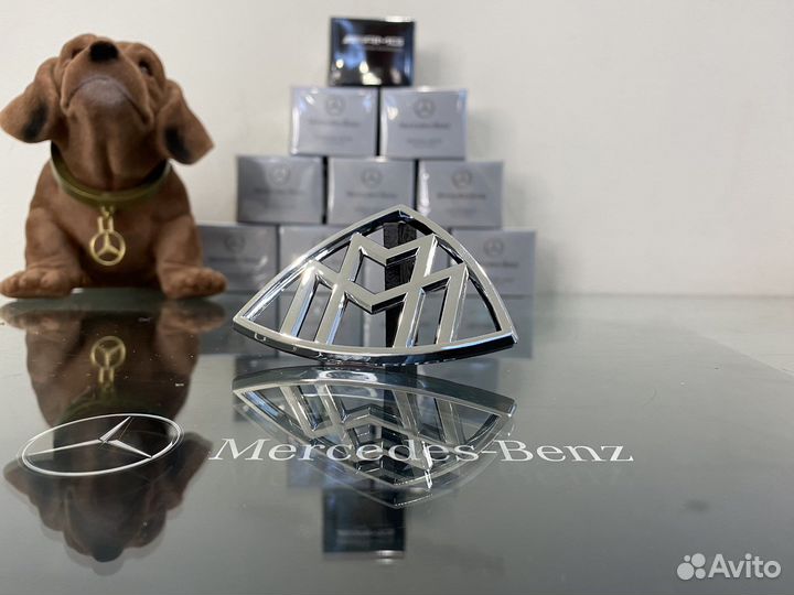 Шильдик Maybach на стойку Мерседес Бенц