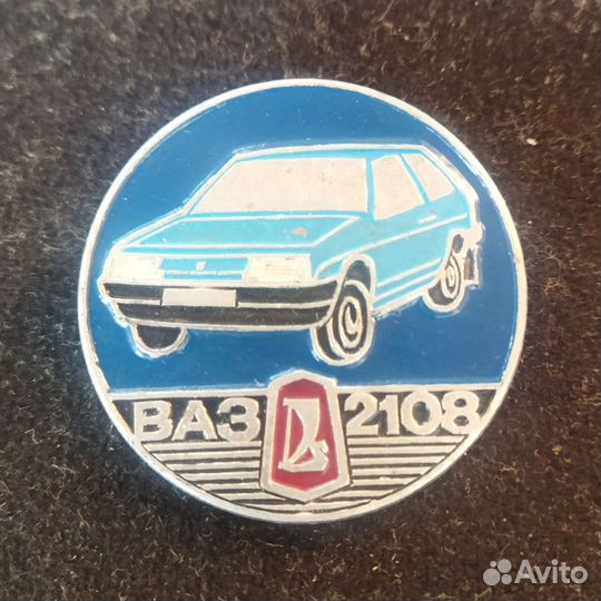 Значок СССР. Автомобиль. ваз-2108
