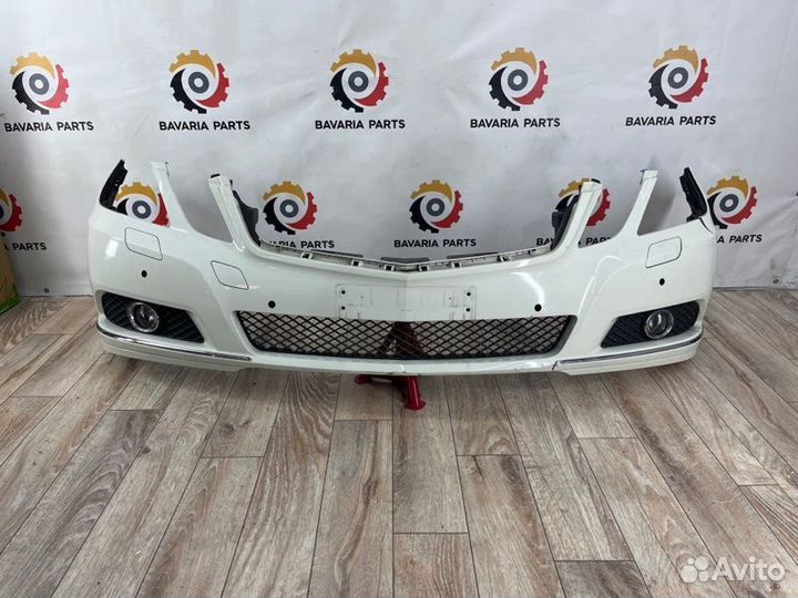 Бампер Оригинал передний Mercedes E W212 3.0 2010