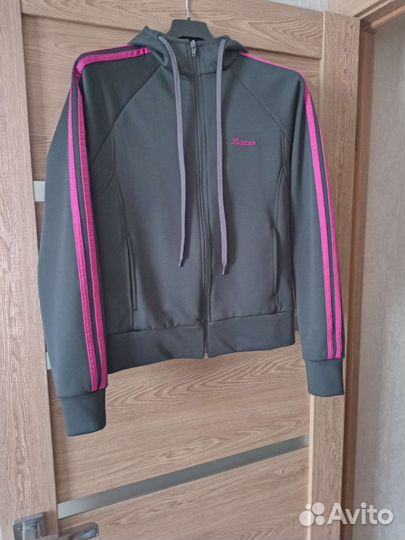 Спортивный костюм женский новый