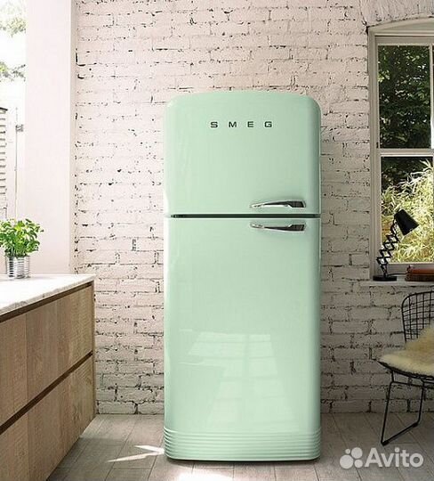 Холодильник Smeg FAB50LPG